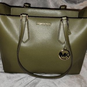 Michael Kors 3 in 1 Tote
